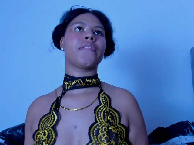 tatianasquirthot live cam on BongaCams