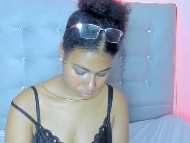 tatianasquirthot live cam on BongaCams