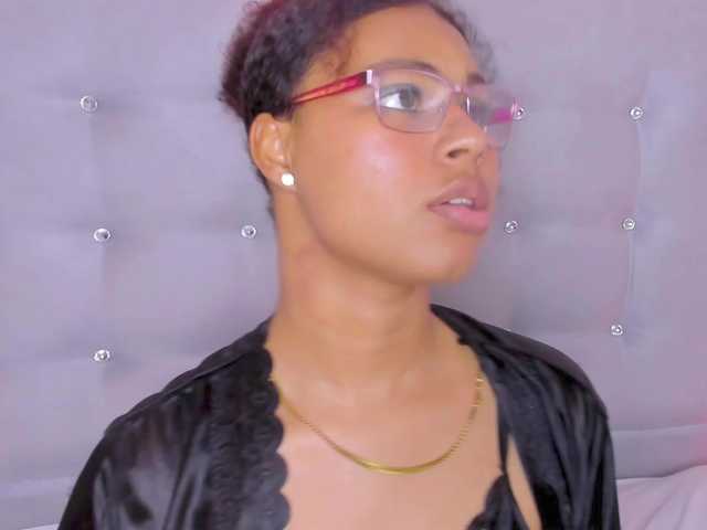 tatianasquirthot live cam on BongaCams