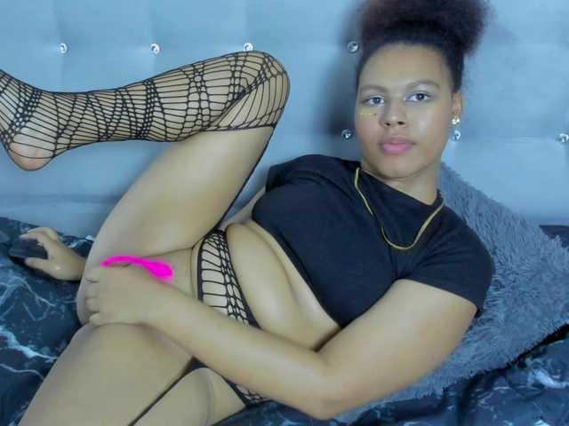 tatianasquirthot live cam on BongaCams