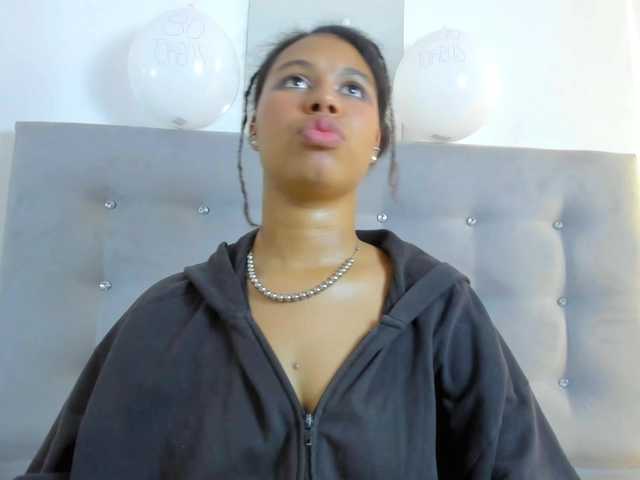 tatianasquirthot live cam on BongaCams