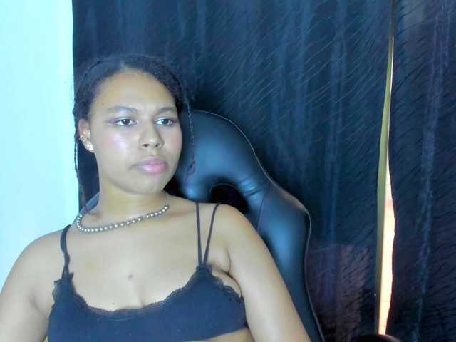 tatianasquirthot live cam on BongaCams
