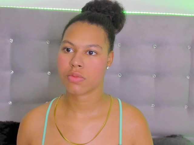 tatianasquirthot live cam on BongaCams