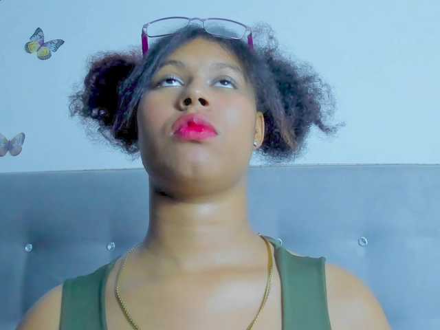 tatianasquirthot live cam on BongaCams