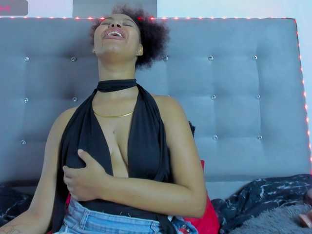 tatianasquirthot live cam on BongaCams