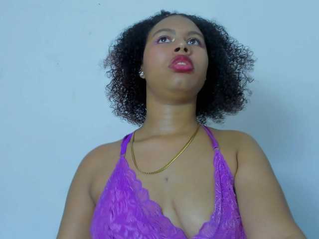 tatianasquirthot live cam on BongaCams