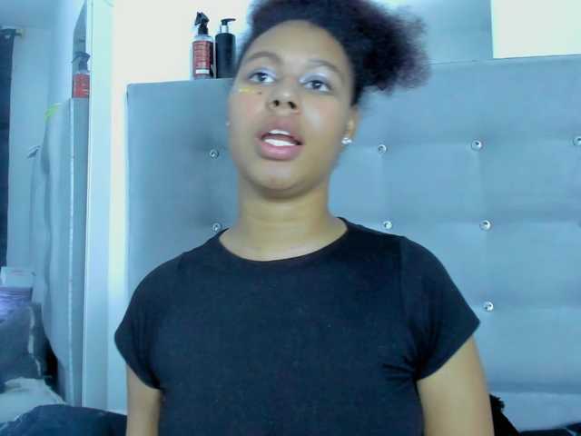 tatianasquirthot live cam on BongaCams