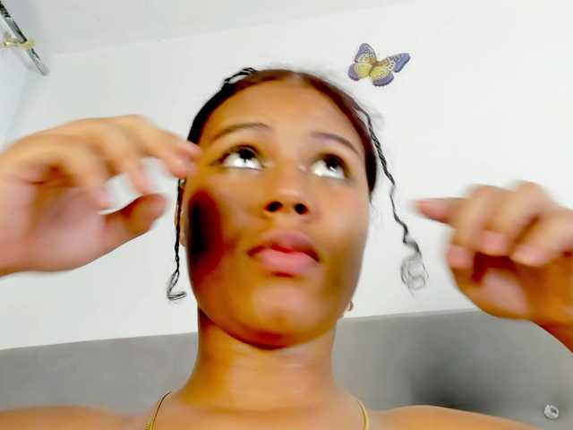 tatianasquirthot live cam on BongaCams