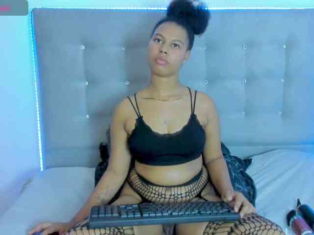 tatianasquirthot