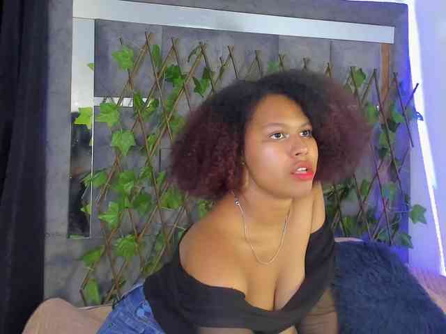 tatianasquirthot webcam