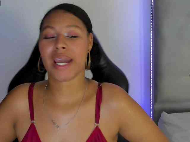 tatianasquirthot