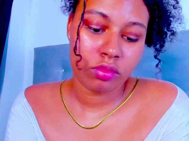 tatianasquirthot webcam