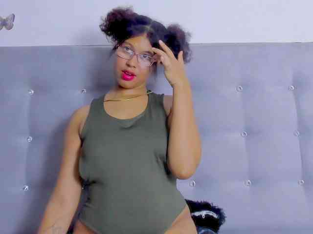 tatianasquirthot