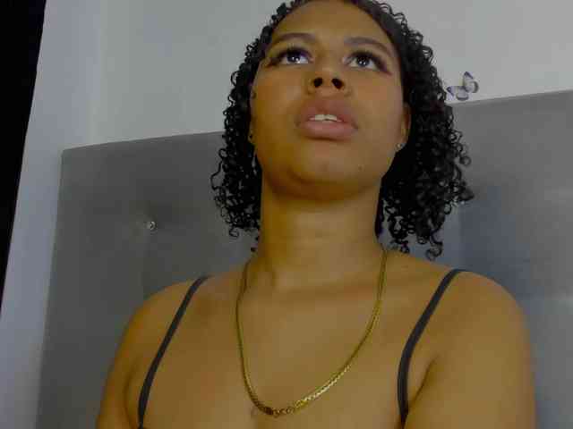 tatianasquirthot webcam