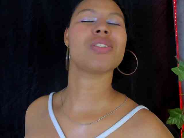 tatianasquirthot webcam