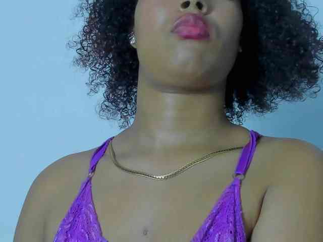 tatianasquirthot webcam
