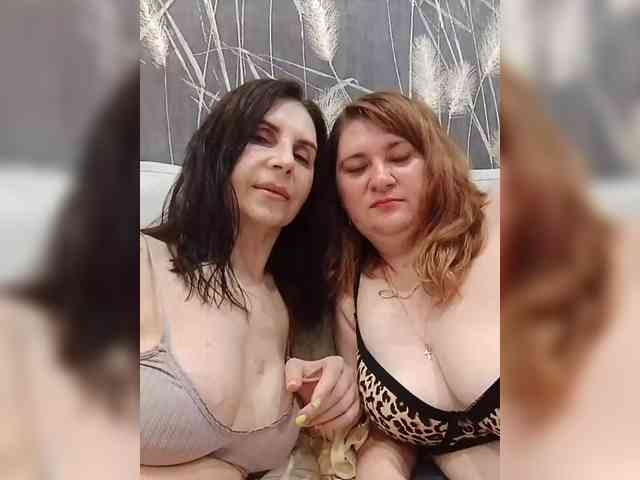 Badbadgirlss webcam