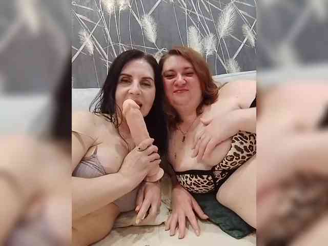 Badbadgirlss webcam