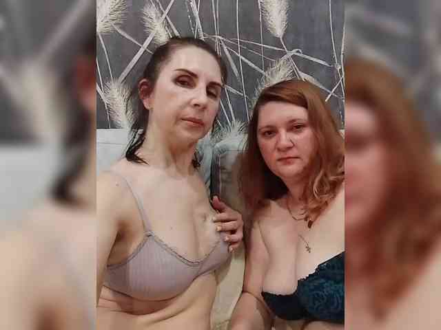 Badbadgirlss webcam