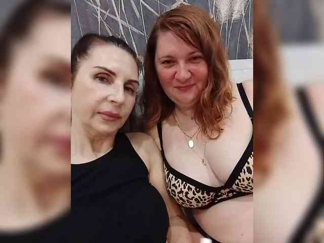 Badbadgirlss webcam