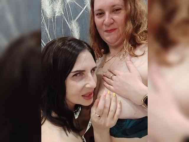 Badbadgirlss webcam