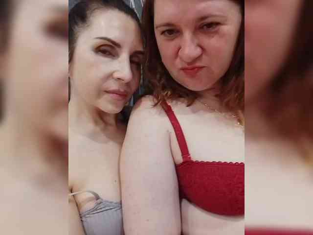 Badbadgirlss webcam