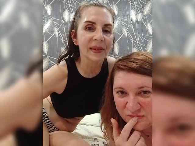 Badbadgirlss webcam