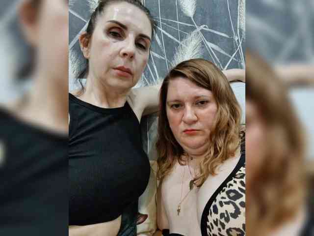 Badbadgirlss webcam