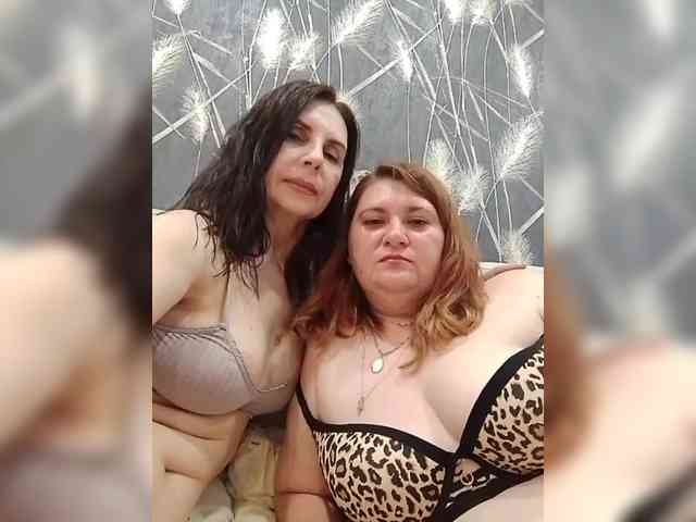Badbadgirlss webcam