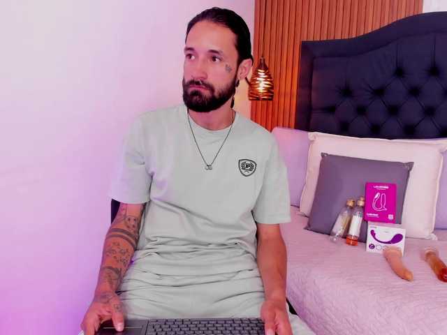 Alex-Val-, 29 y/o - Live Cam on BongaCams