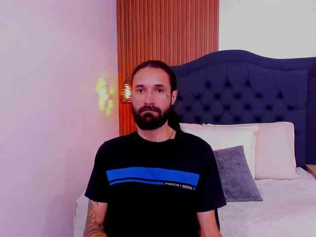 Alex-Val- Alex-Val-