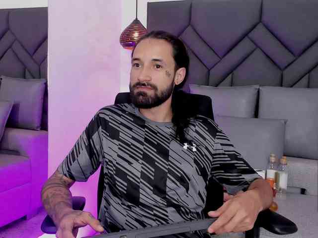 Alex-Val-