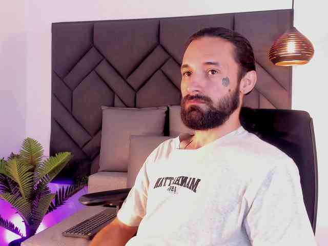 Alex-Val- Alex-Val-