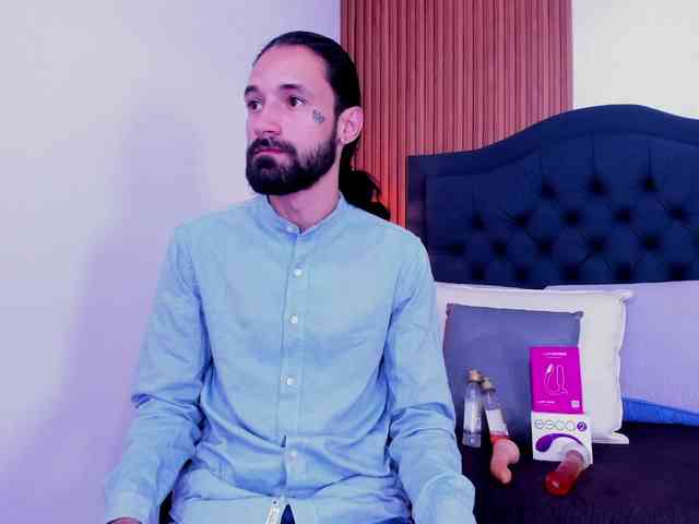 Alex-Val- Alex-Val-