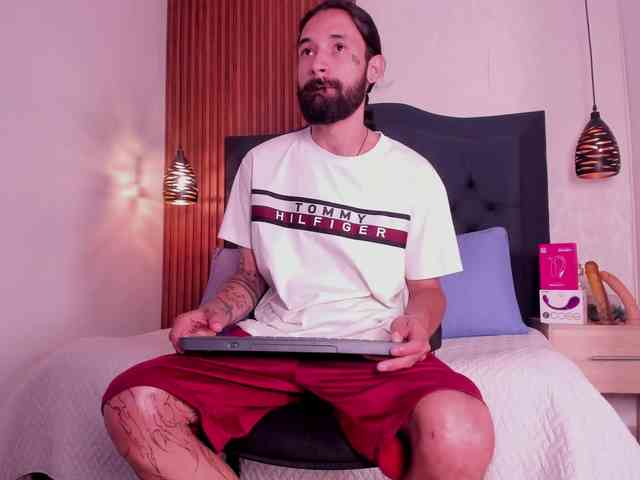 Alex-Val- Alex-Val-