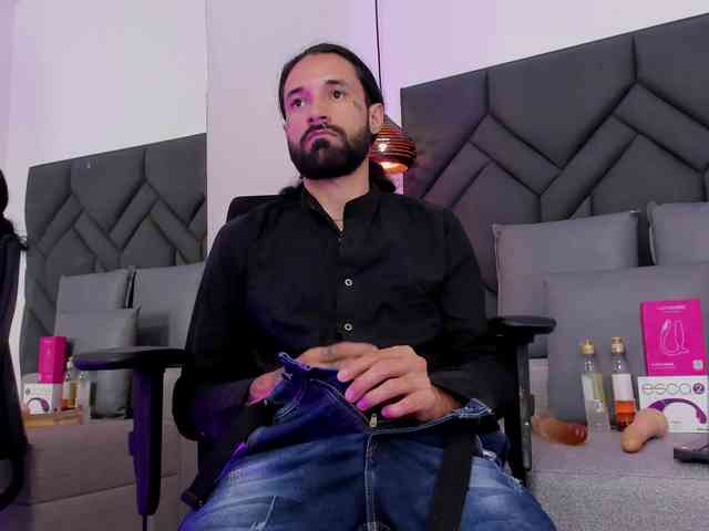 Alex-Val- Alex-Val-