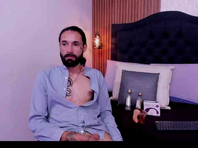 Alex-Val- Alex-Val-