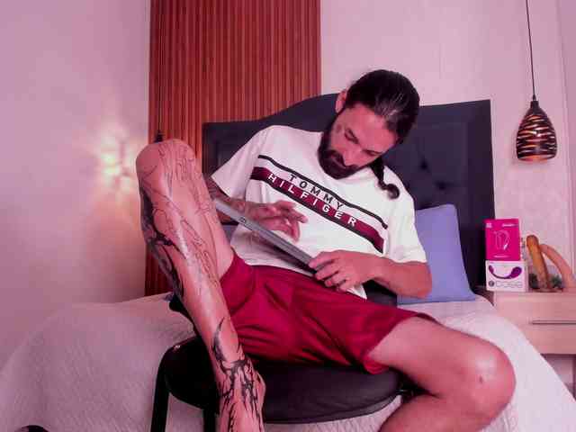 Alex-Val- Alex-Val-