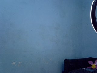 GoldenGoddess1's Live Webcam