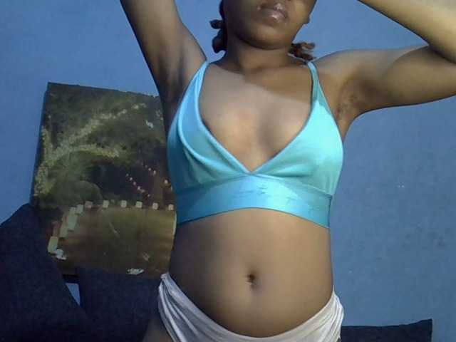 GoldenGoddess1's BongaCams show and profile