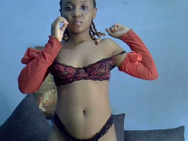 GoldenGoddess1's BongaCams show and profile