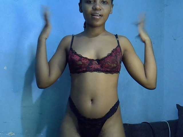 GoldenGoddess1's BongaCams show and profile