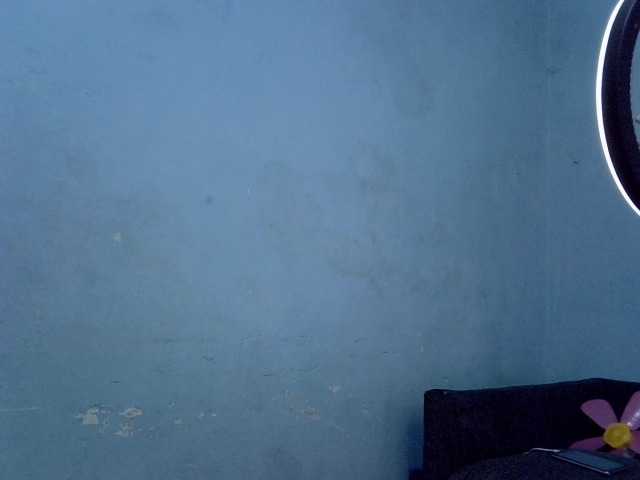 GoldenGoddess1's BongaCams show and profile