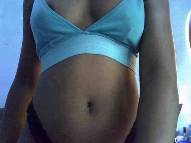 GoldenGoddess1 webcam