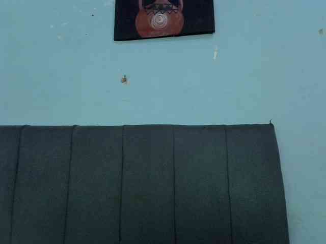 GoldenGoddess1 webcam