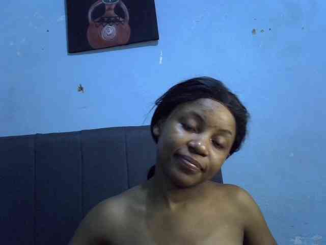 GoldenGoddess1 webcam