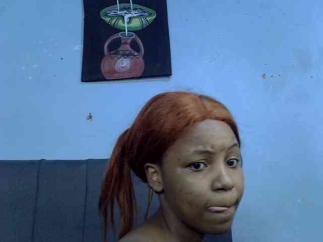 GoldenGoddess1 webcam