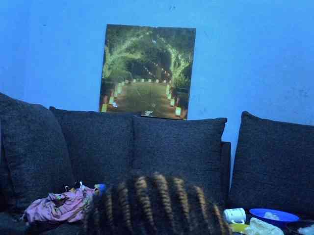 GoldenGoddess1 webcam