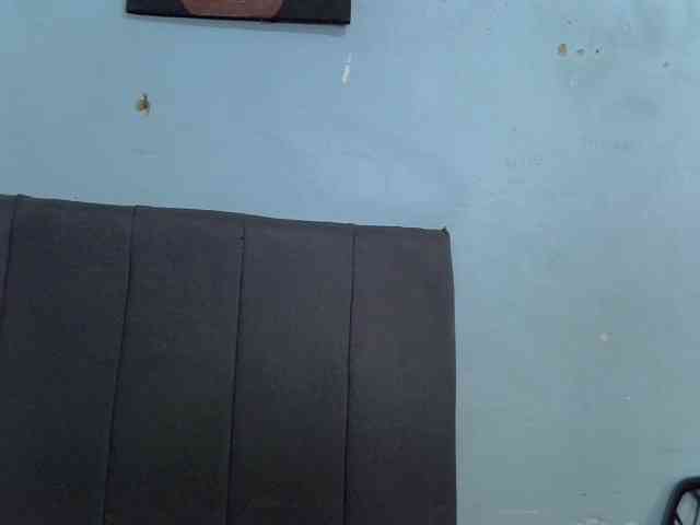 GoldenGoddess1 webcam