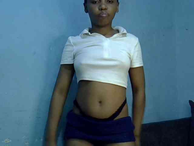 GoldenGoddess1 webcam